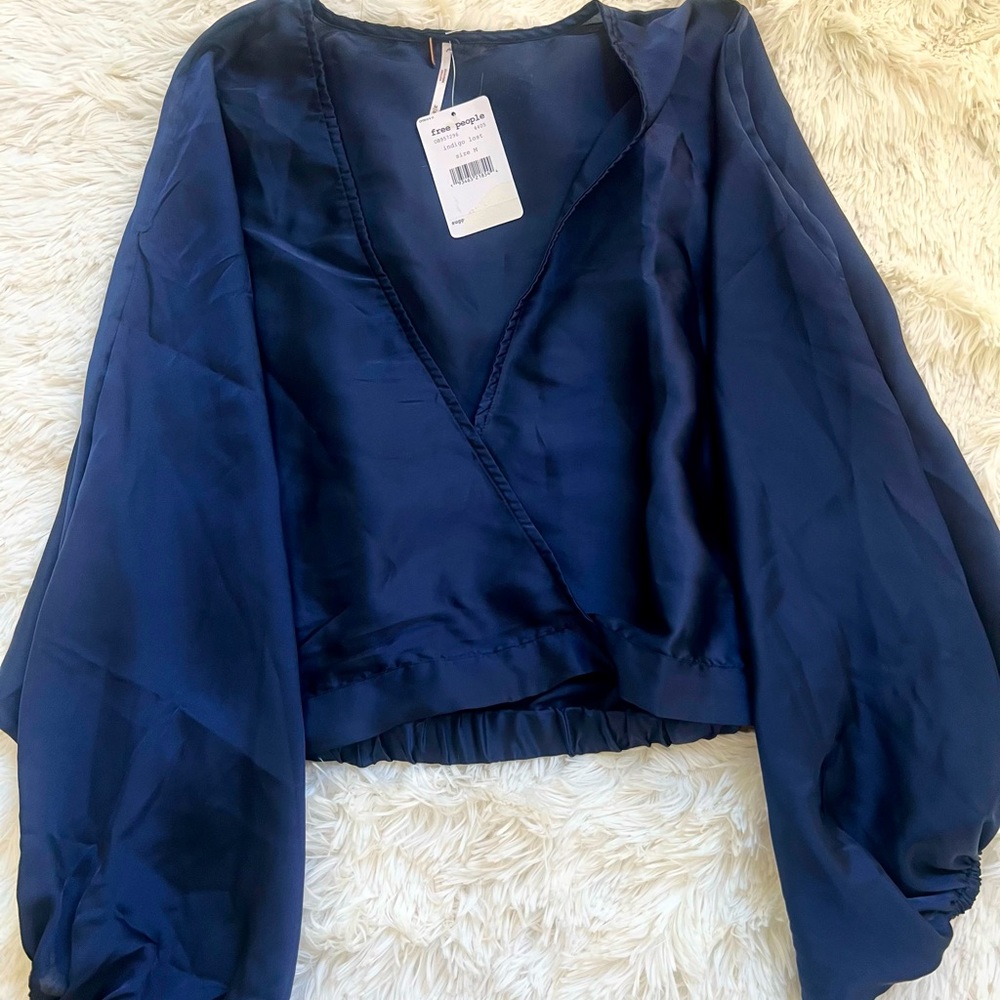 🦋Free People Midnight Vibe Blouse 🦋
